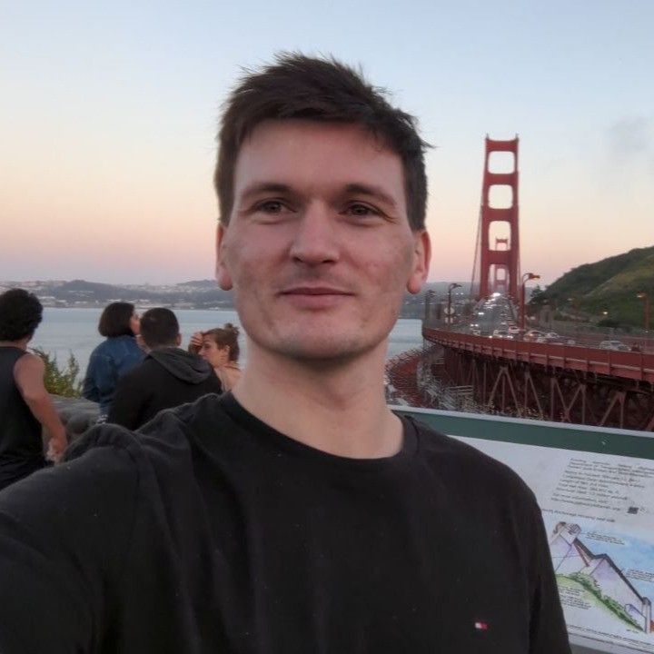 Chris W.
