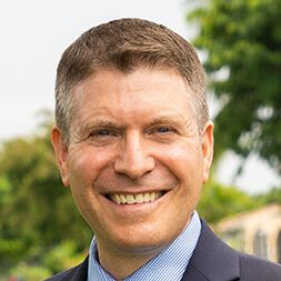 Ron Elitzur