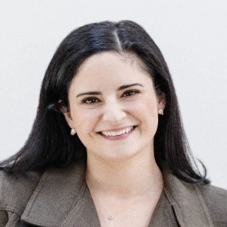Claudia Naim-Burt