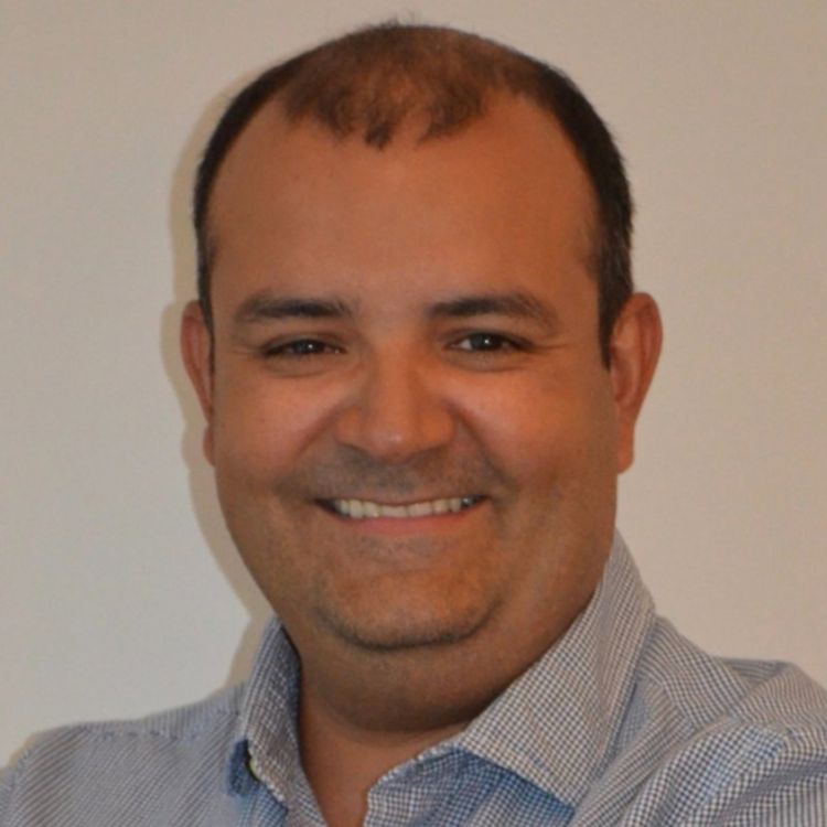 Carlos Cardona