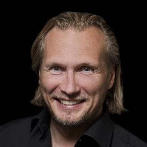 Dr. Morten Middelfart